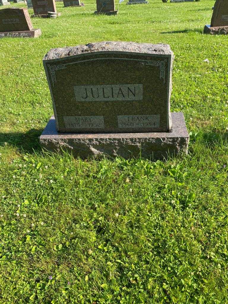 Frank Julian's grave. Photo 2