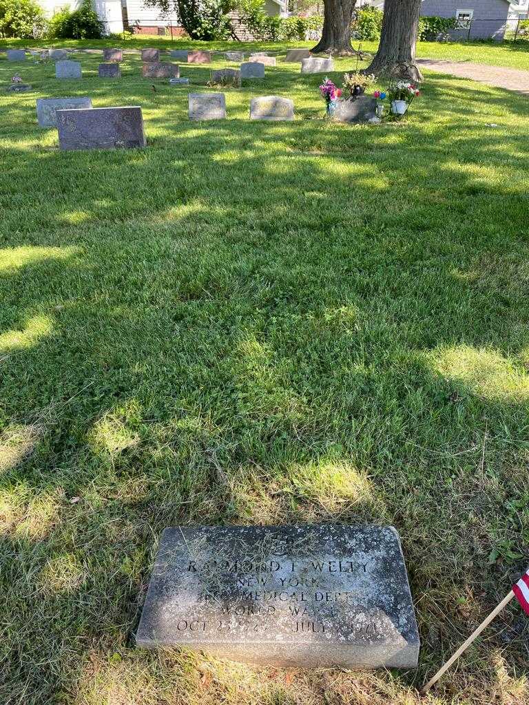 Raymond F. Welty's grave. Photo 3