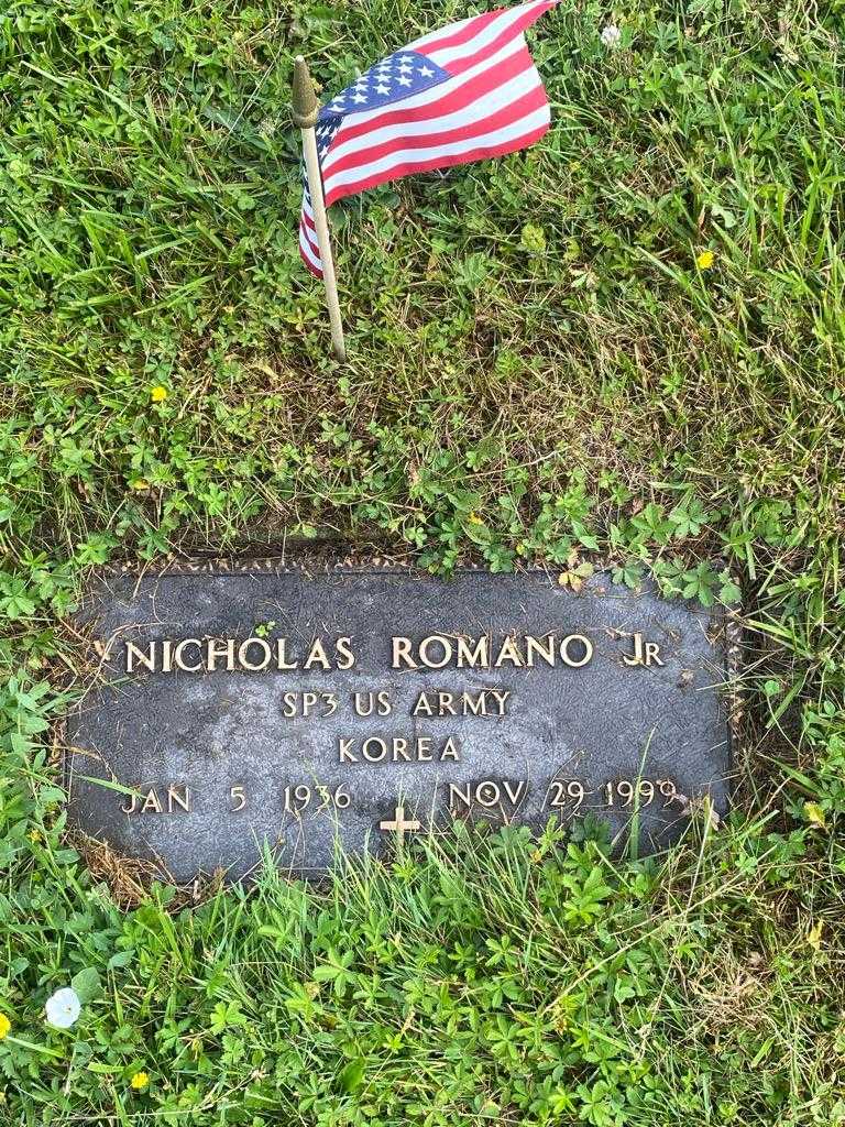 Nicholas Romano Junior's grave. Photo 3