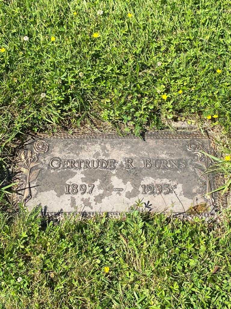 Gertrude R. Burns's grave. Photo 3