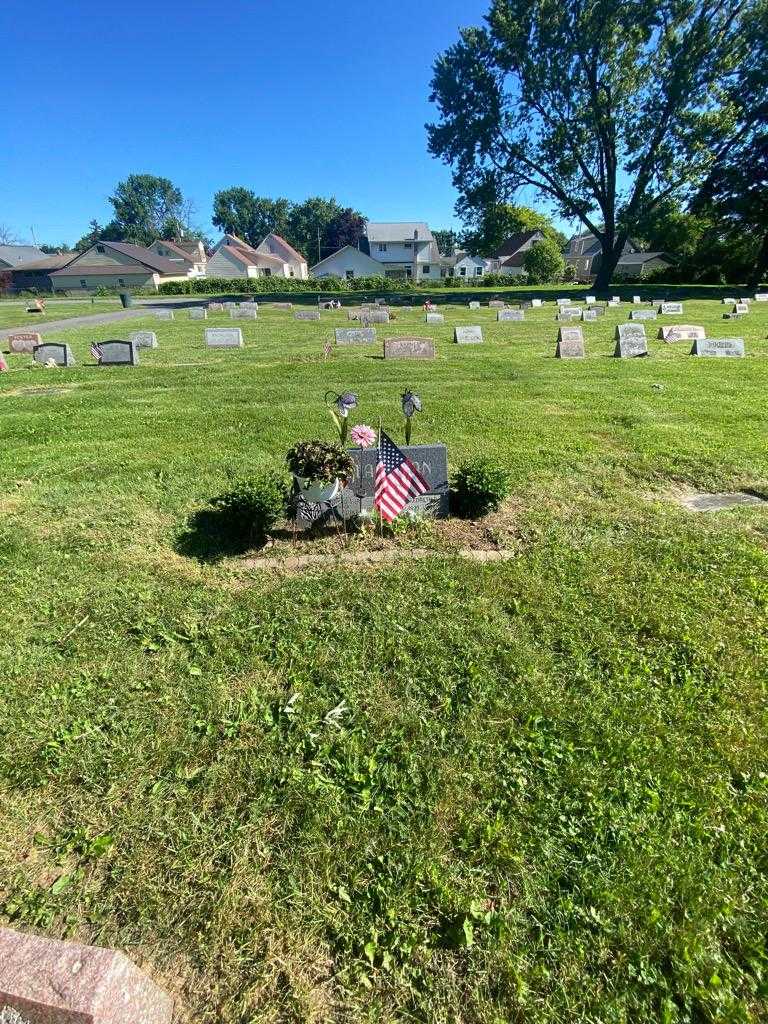 Marie E. Blakeman Scott's grave. Photo 1