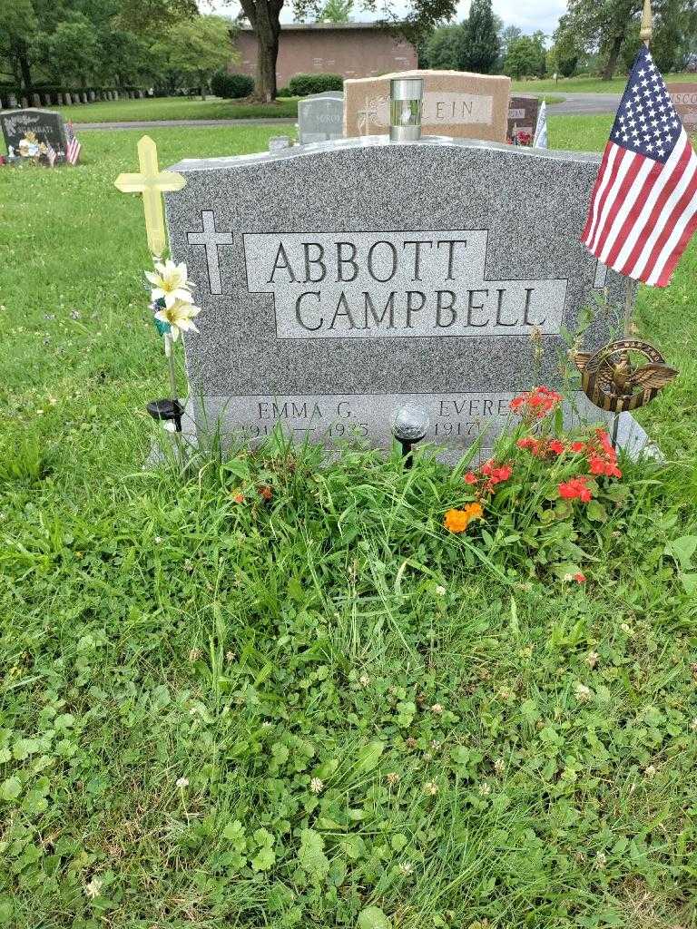 Emma Abbott's grave. Photo 2