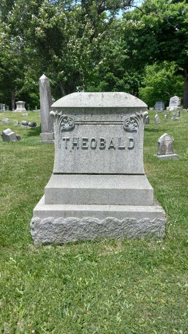 Laura Theobald's grave. Photo 4