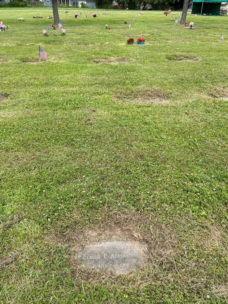 Elmer E. Atkinson Junior's grave. Photo 2