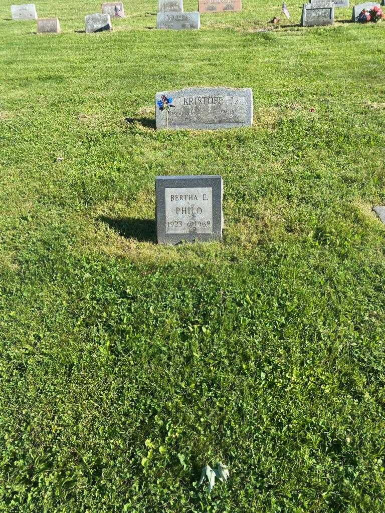 Bertha E. Philo's grave. Photo 2