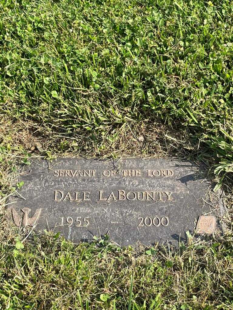 Dale LaBounty's grave. Photo 3