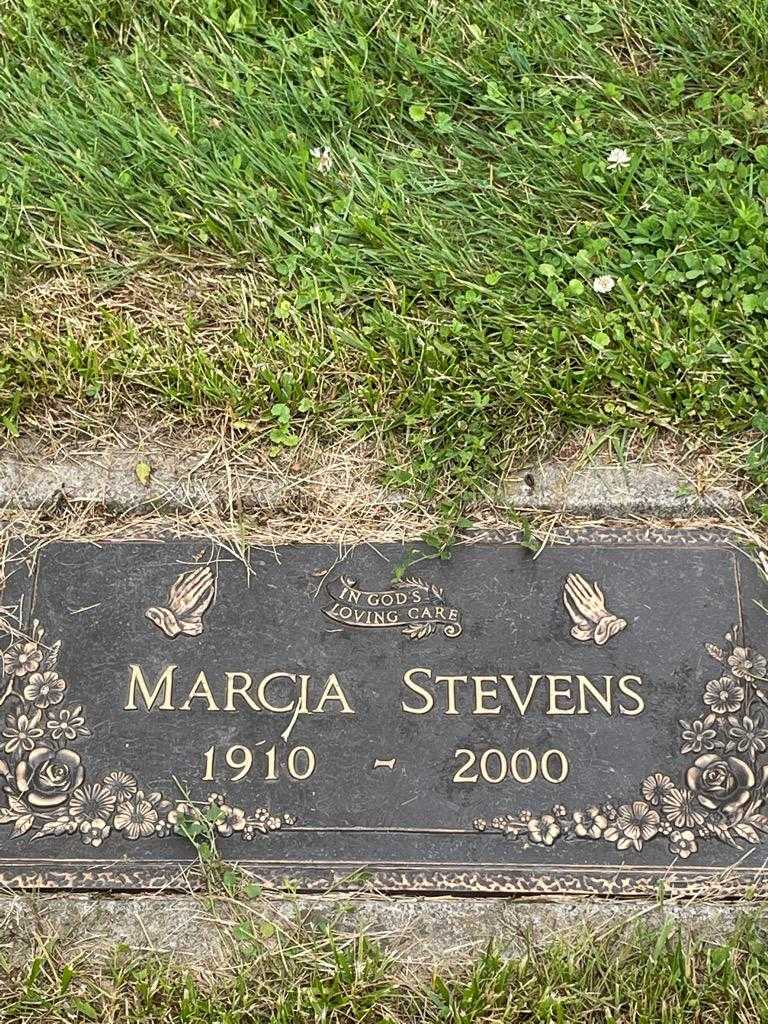 Marcia Stevens's grave. Photo 3
