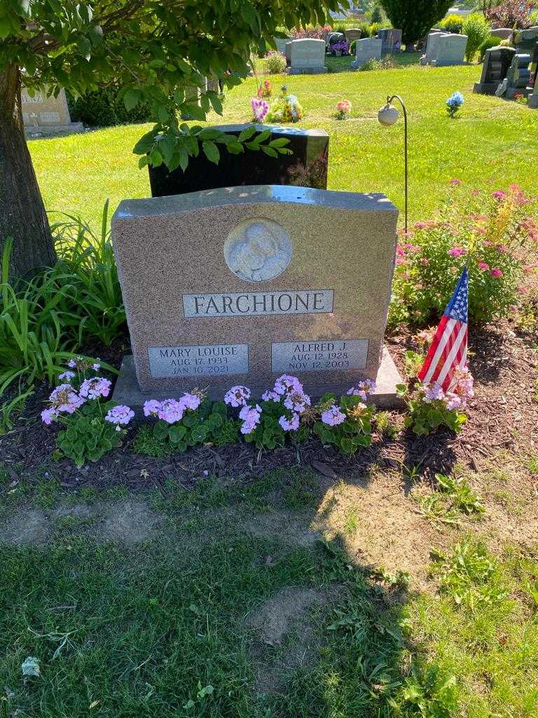 Alfred J. Farchione's grave. Photo 2