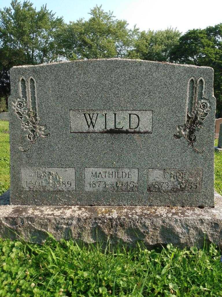 Matilde Wild's grave. Photo 2