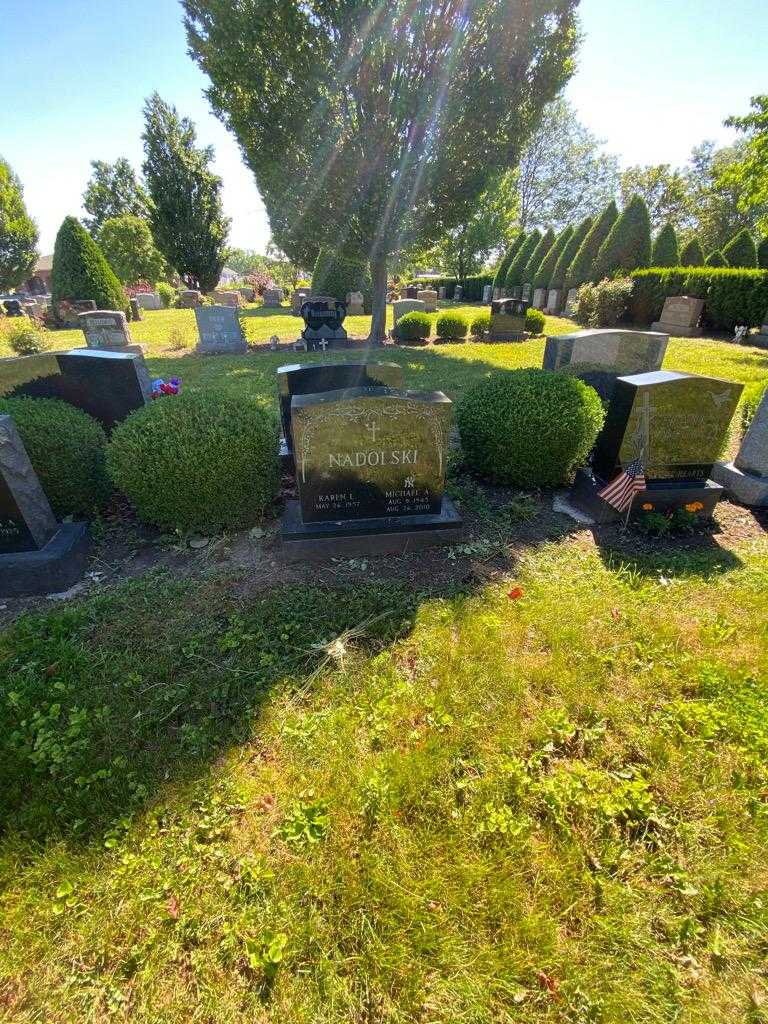 Michael A. Nadolski's grave. Photo 1