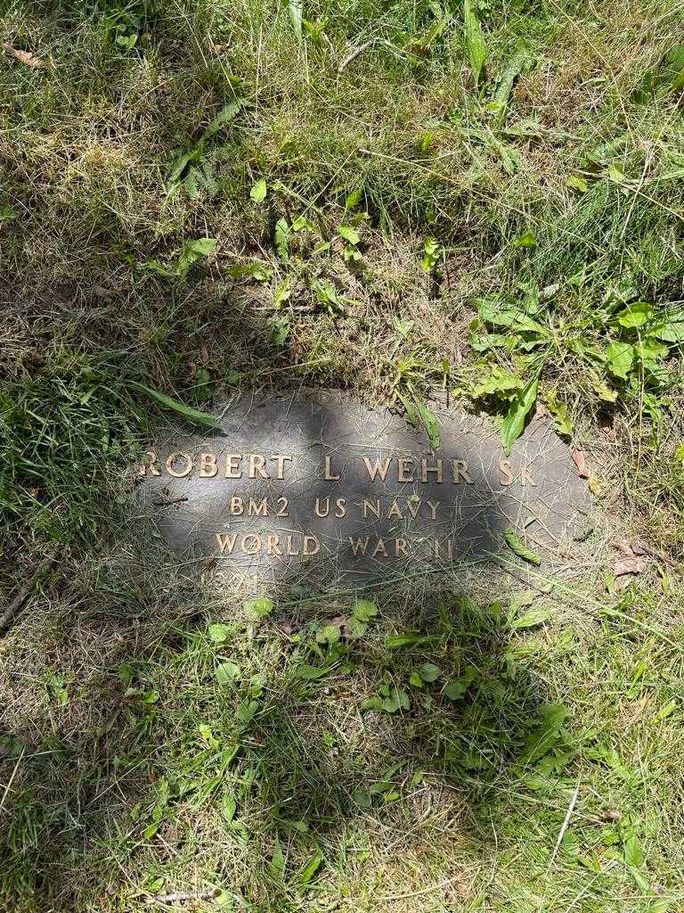 Robert L. Wehr Senior's grave. Photo 3