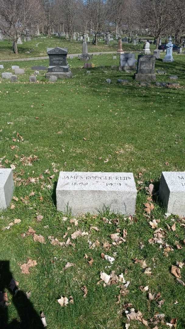 James Rodger Reid's grave. Photo 2
