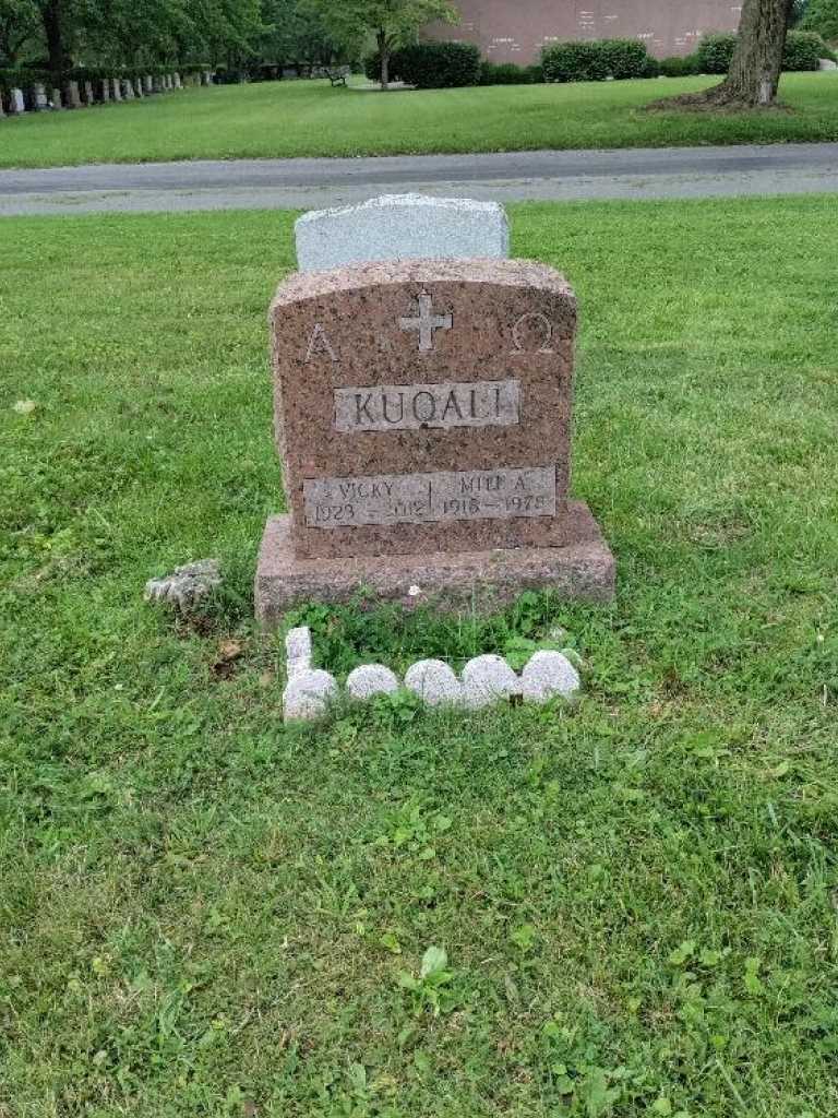 Vicky Kugali's grave. Photo 3