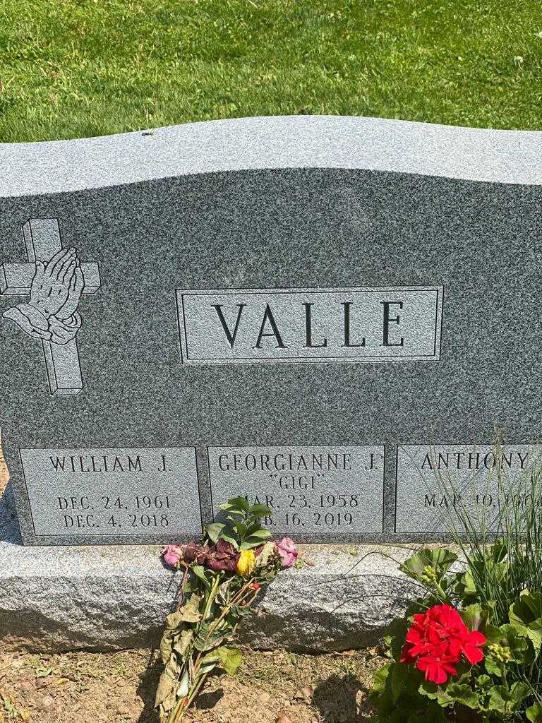 William J. Valle's grave. Photo 3