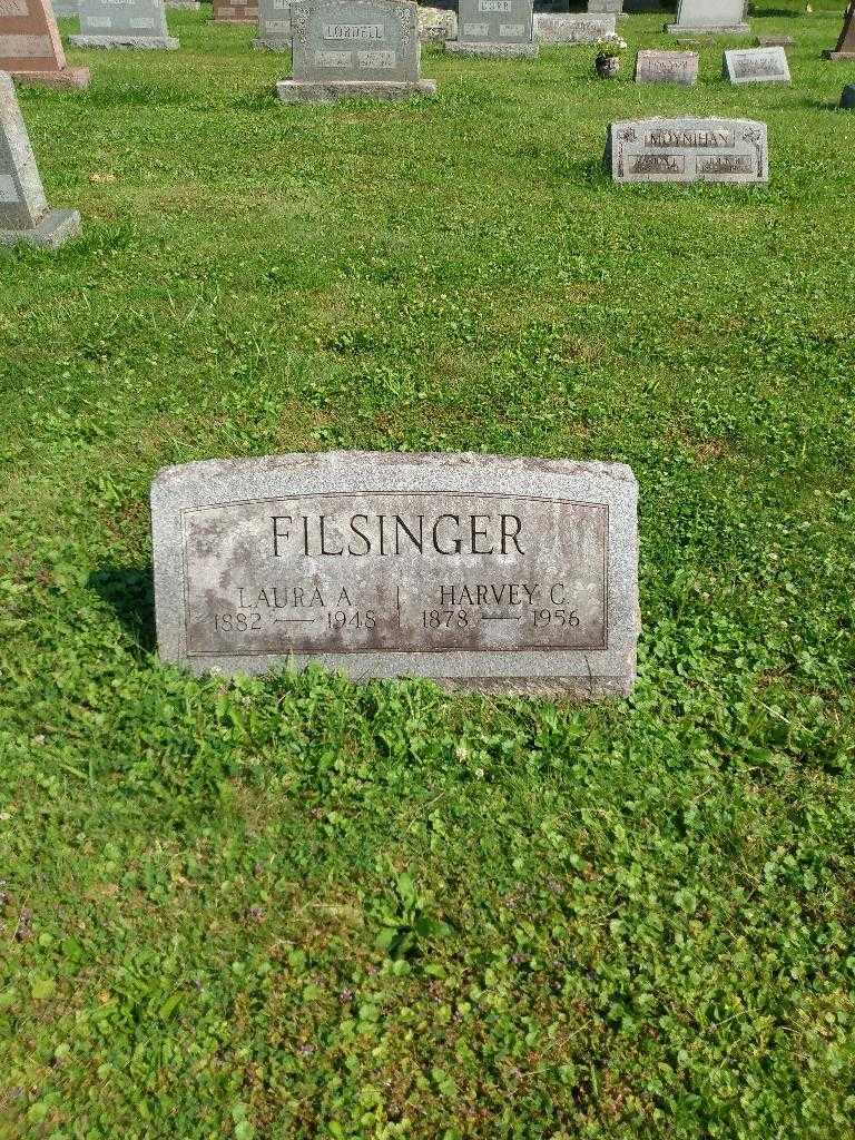 Laura A. Filsinger's grave. Photo 1