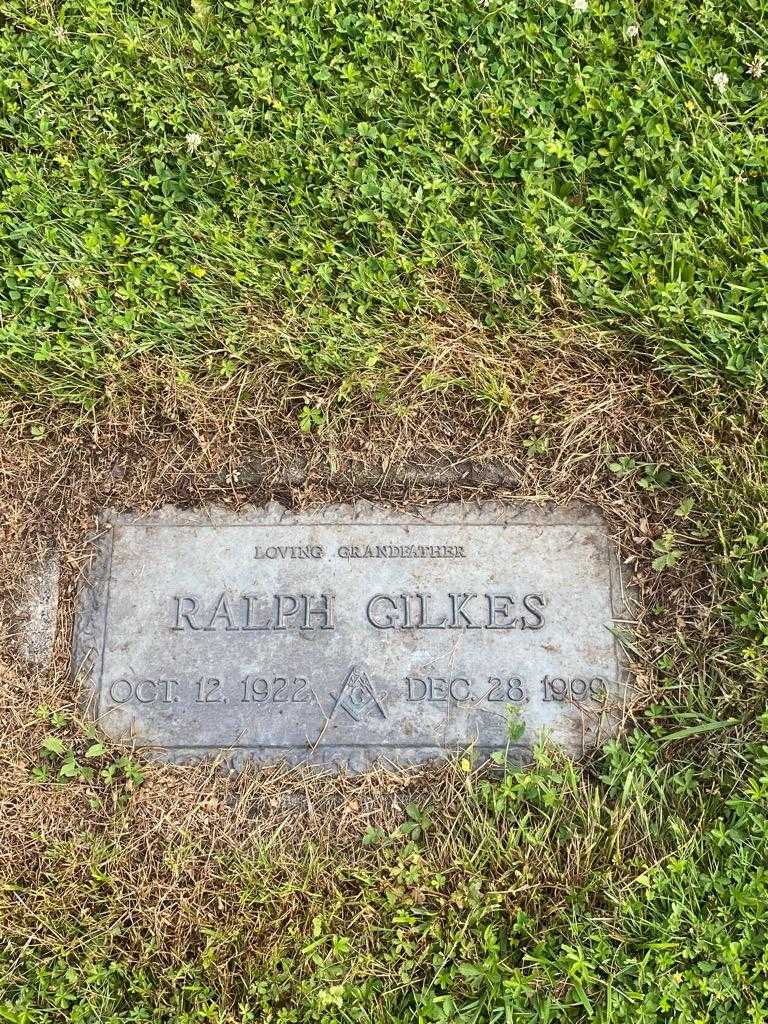 Ralph Gilkes's grave. Photo 3