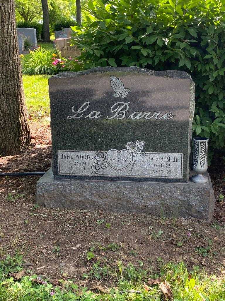 Jane Woods La Barre's grave. Photo 2