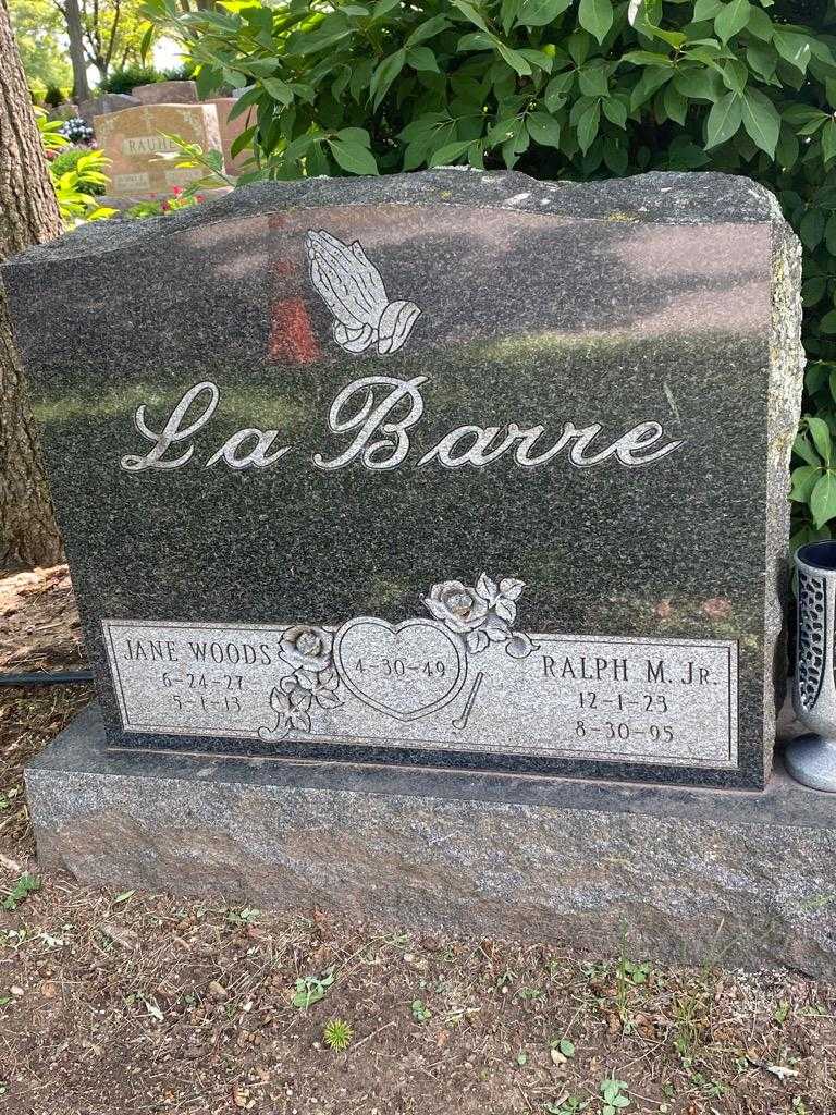 Jane Woods La Barre's grave. Photo 3