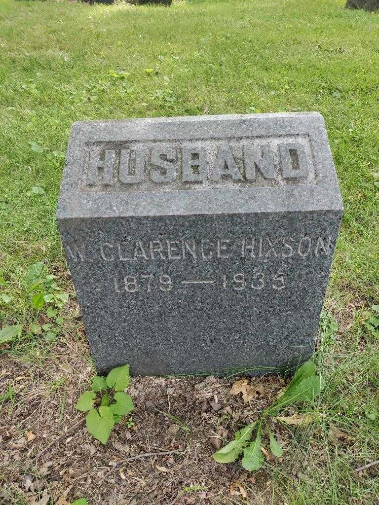 W. Clarence Hixson's grave. Photo 3