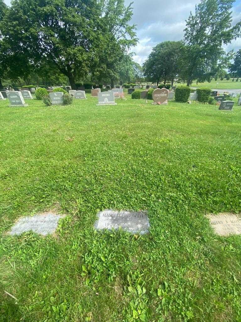 Maybelle Wright's grave. Photo 1