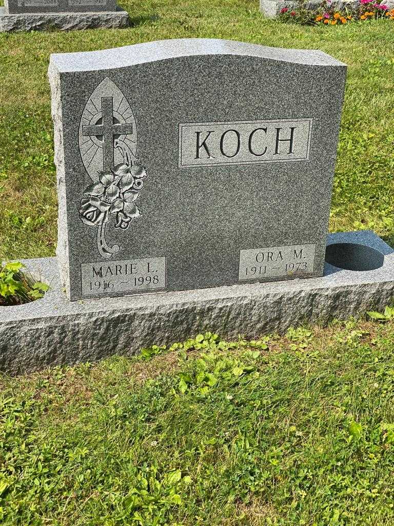 Ora M. Koch's grave. Photo 3