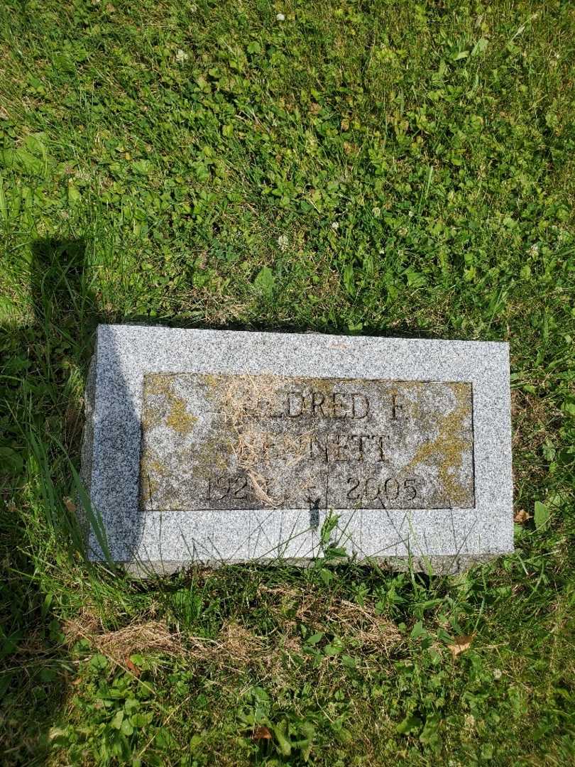 Mildred F. Bennett's grave. Photo 9
