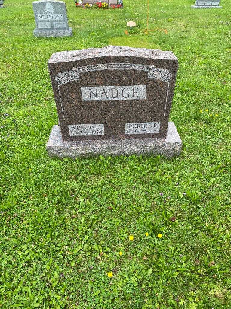 Brenda J. Nadge's grave. Photo 2