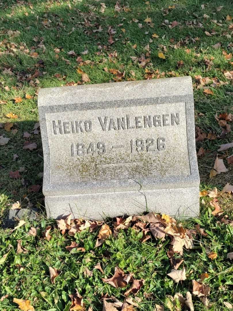 Heiko Van Lengen's grave. Photo 2