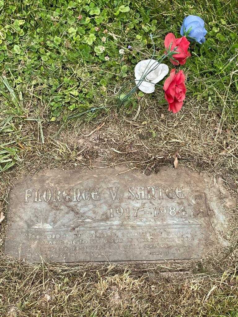 Florence V. Santee's grave. Photo 3