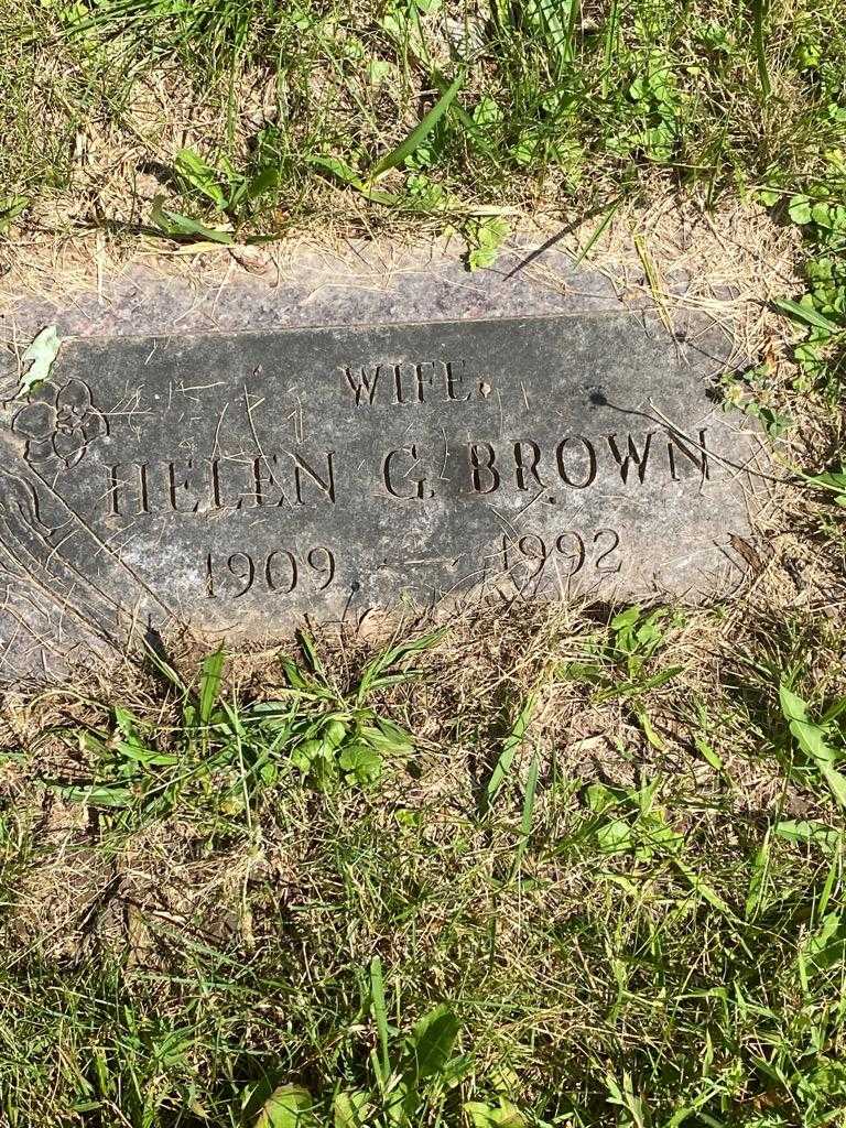 Helen G. Brown's grave. Photo 3