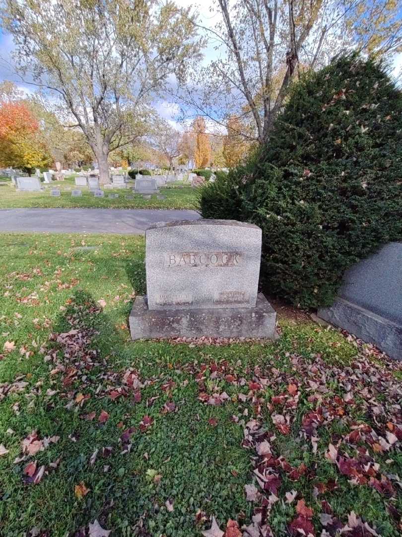 Hazel A. Babcock's grave. Photo 1