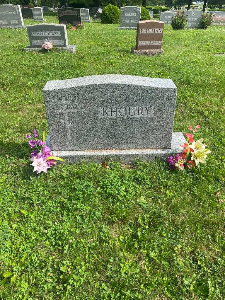 Violet Khoury's grave. Photo 2