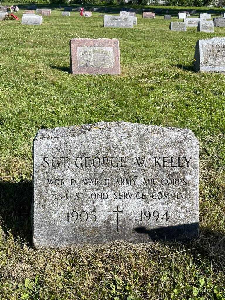 George W. Kelly's grave. Photo 3