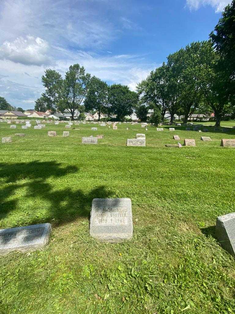 Fred L. Wheeler's grave. Photo 1