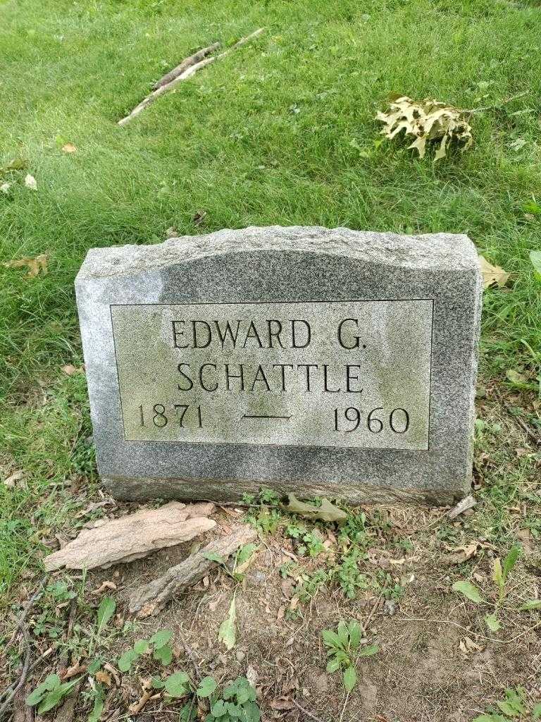 Edward G. Schattle's grave. Photo 2