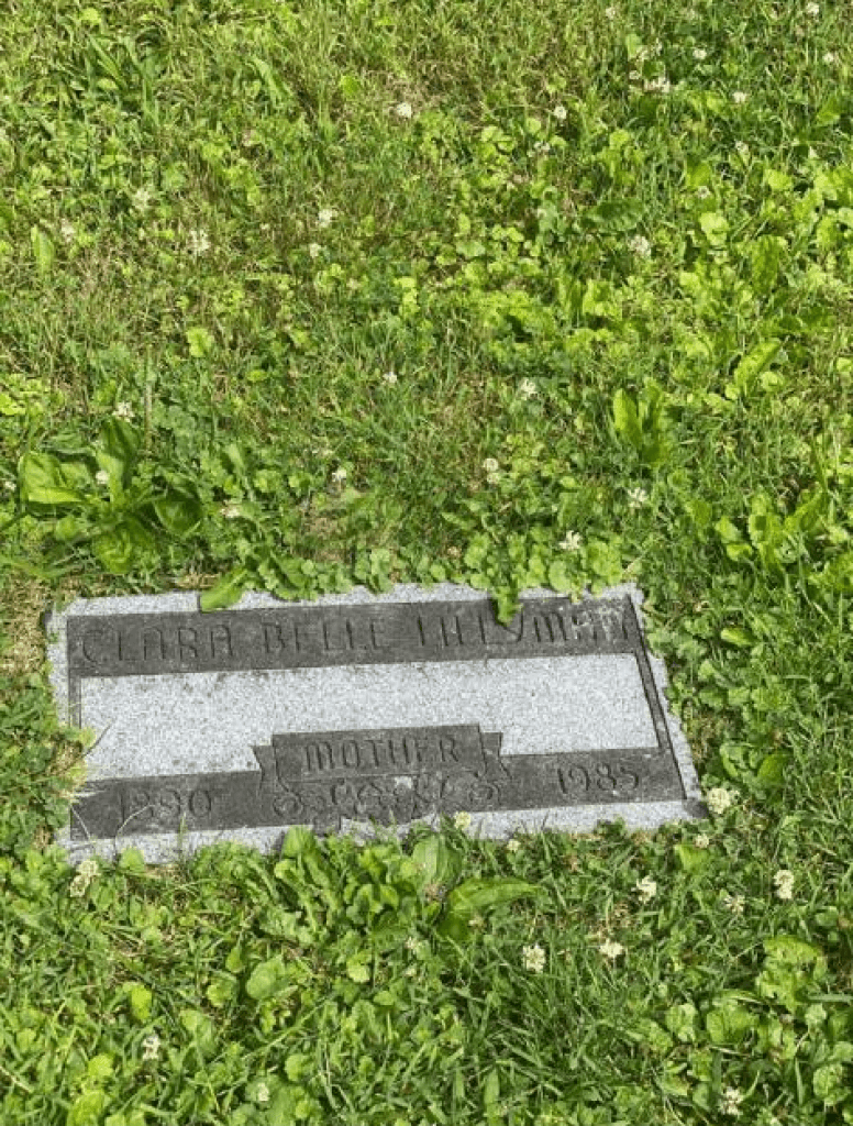 Clara Belle Lillyman's grave. Photo 3