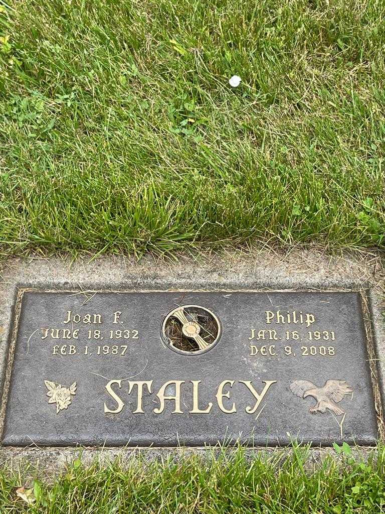 Philip Staley's grave. Photo 3