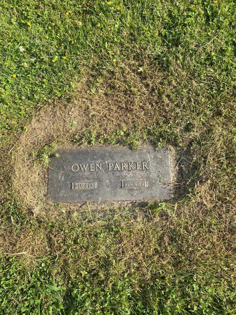 Owen Parker's grave. Photo 3