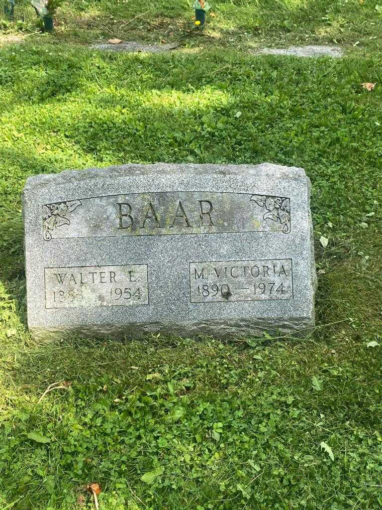 Walter E. Baar's grave. Photo 3