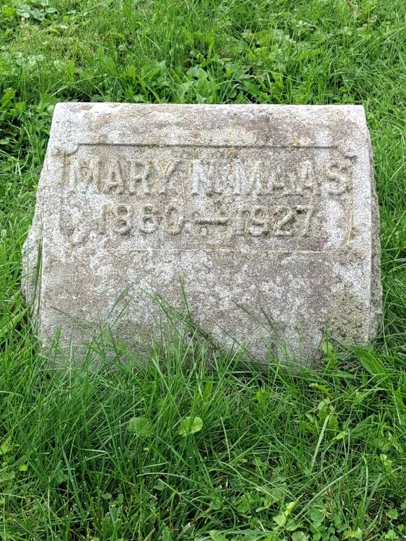 Mary N. Maas's grave. Photo 3