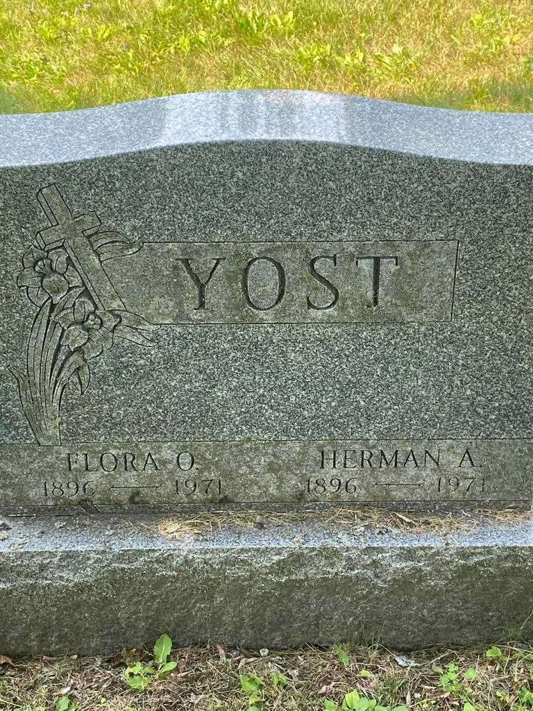 Flora O. Yost's grave. Photo 3