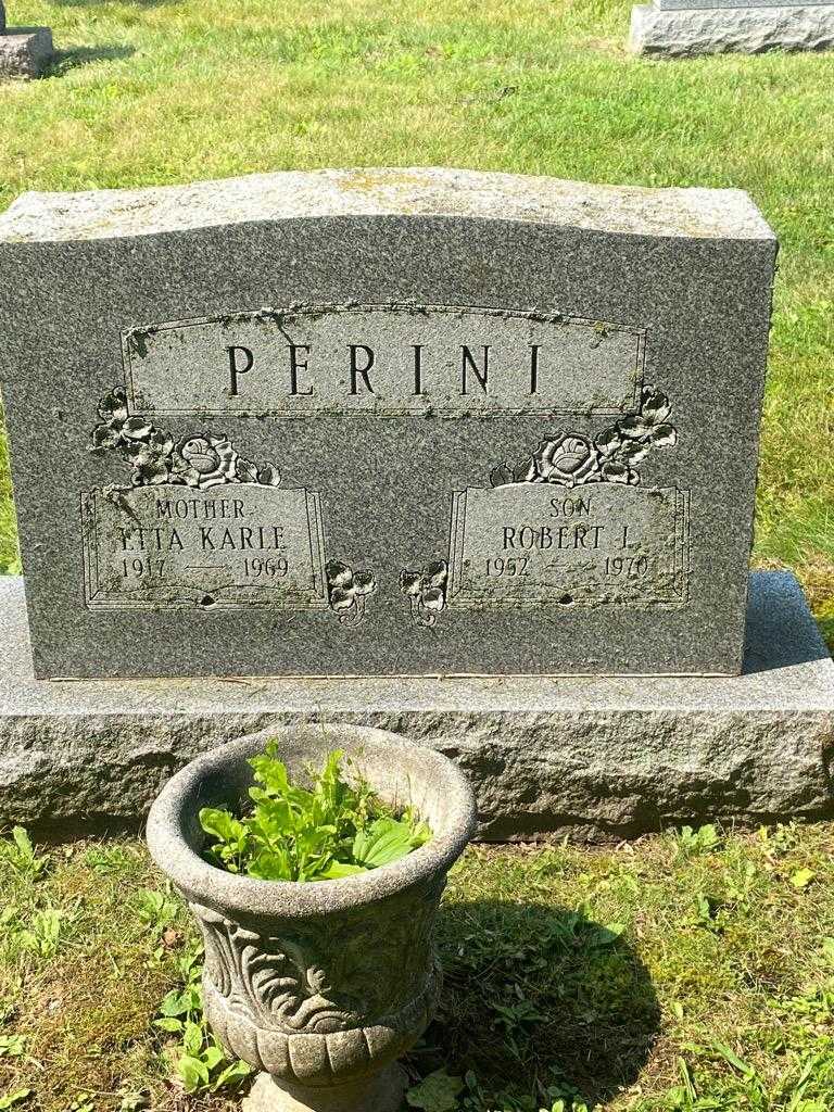 Etta Karle Perini's grave. Photo 3