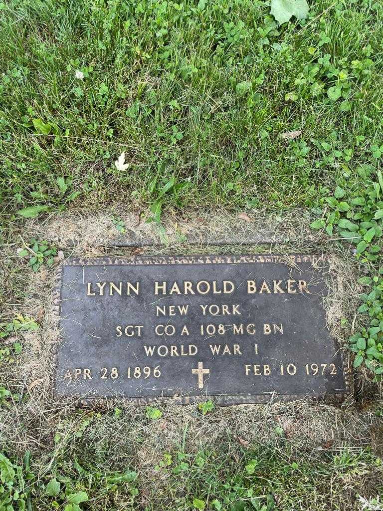 Lynn Harold Baker's grave. Photo 3