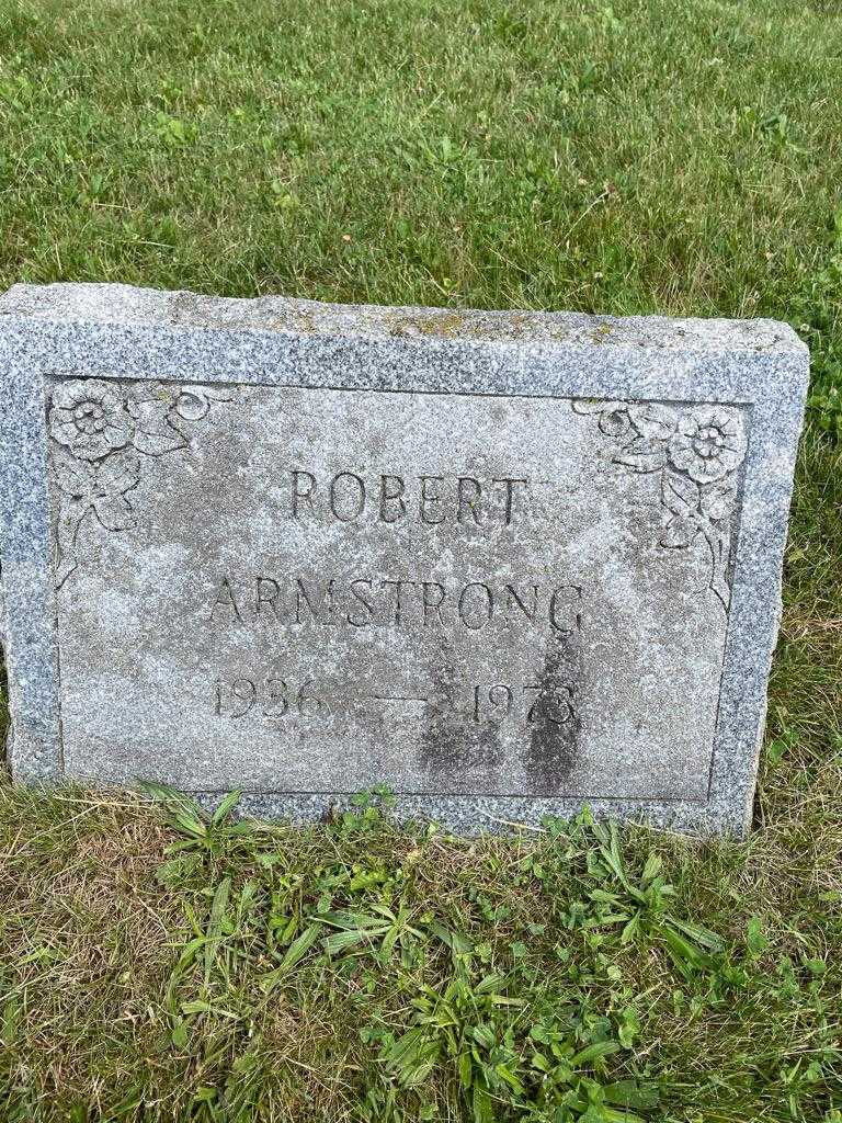 Robert Armstrong's grave. Photo 3