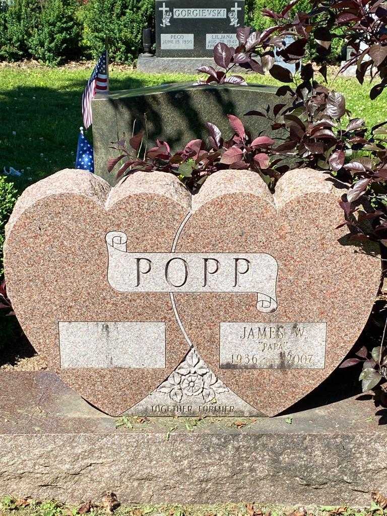 James W. "Papa" Popp's grave. Photo 3
