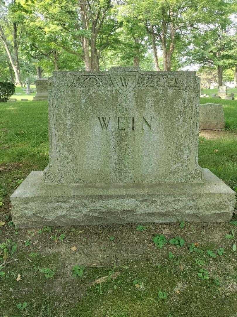 Frederick F. Wein's grave. Photo 4