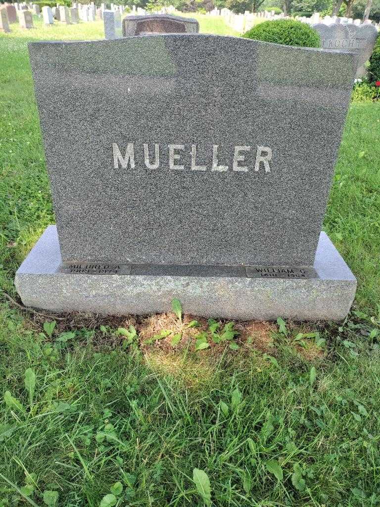 Mildred A. Mueller's grave. Photo 1
