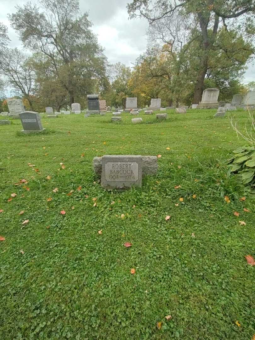 Robert Babcock's grave. Photo 1