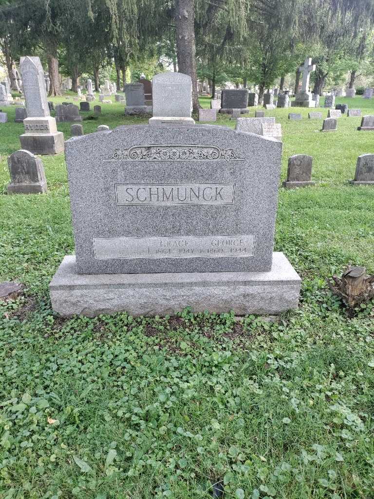 George Schmunck's grave. Photo 2