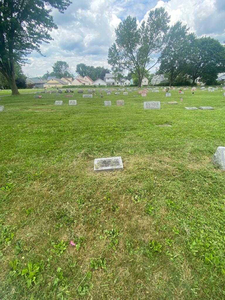 Stanley Mentrak's grave. Photo 1